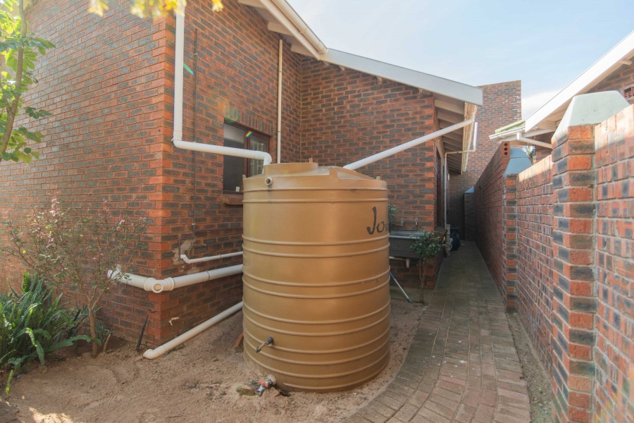 3 Bedroom Property for Sale in Summerstrand Eastern Cape